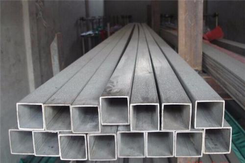 镀锌方管
